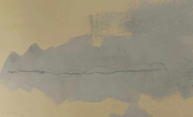 Réparation d’un dégât des eaux et lissage des murs et plafonds à Port Grimaud, Sainte-Maxime, EM Peinture & Décoration