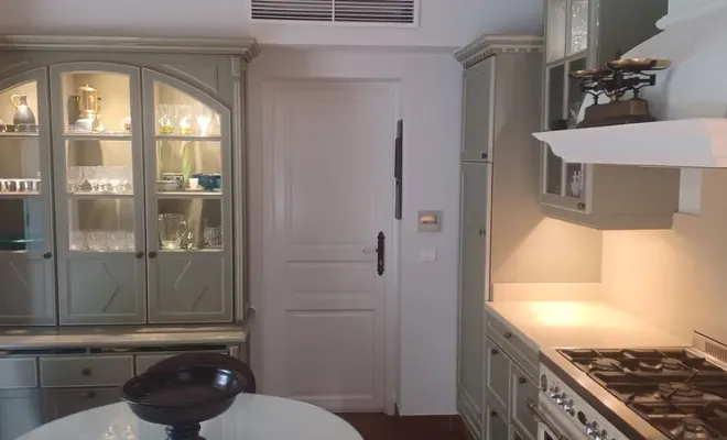 chantier de peinture sur cogolin : application de marmorino et peinture blanche, Sainte-Maxime, EM Peinture & Décoration