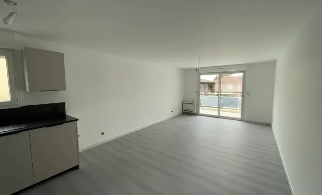 Chantier de mise en peinture dans un appartement à Saint-Raphaël, Sainte-Maxime, EM Peinture & Décoration