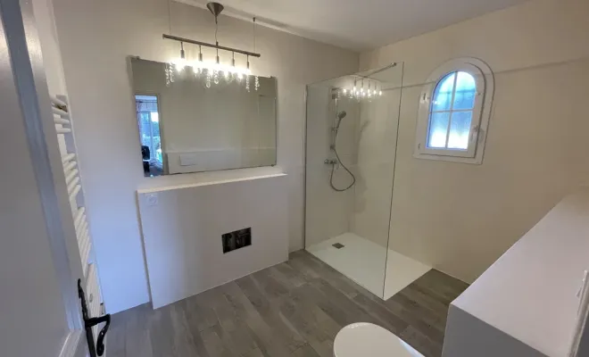 Rénovation complète d'une salle de bain au plan de la tour, Sainte-Maxime, EM Peinture & Décoration