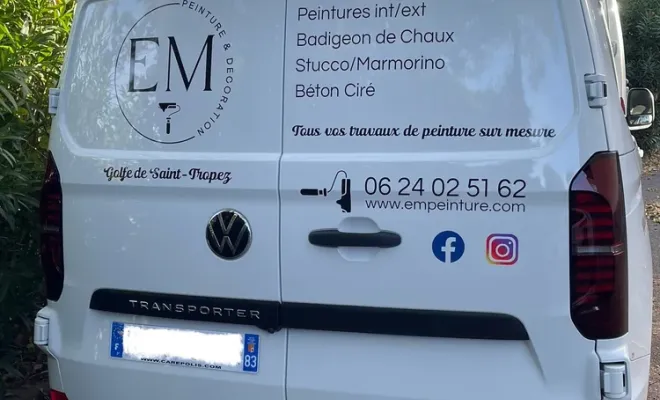 Notre nouveau camion décoré avec soin par David de Furne, Sainte-Maxime, EM Peinture & Décoration