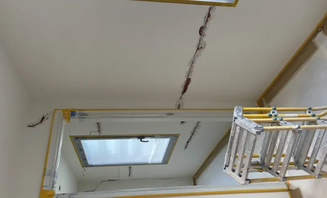 Réparation de fissures structurelles sur une villa d'exception à Grimaud, Sainte-Maxime, EM Peinture & Décoration